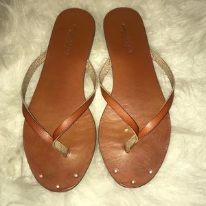 American Eagle leather flip flops